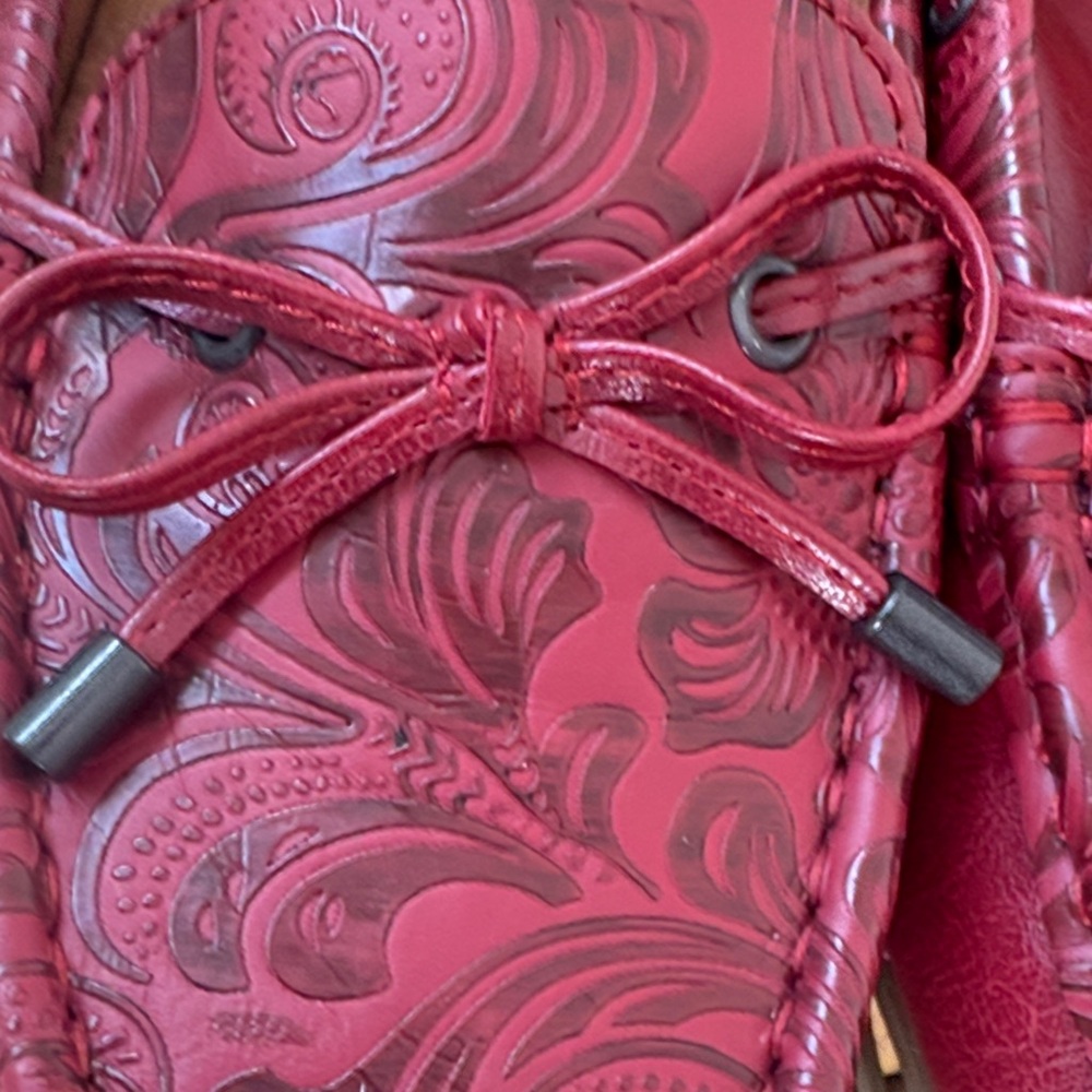 NWOT BOC Women's Red Patterned Loafers Size 8.5 - Picture 5 of 8